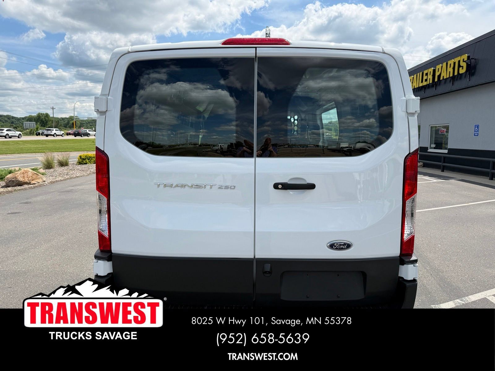 Used 2025 Ford Transit 250 Low Roof w/ Exterior Upgrade Package RWD image 13