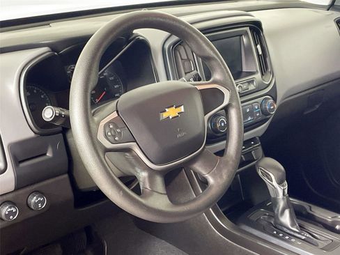 Used 2022 Chevrolet Colorado W/T w/ WT Convenience Package image 17