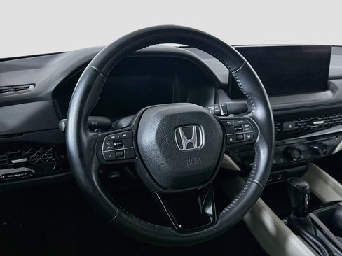 Used 2023 Honda Accord EX-L image 17