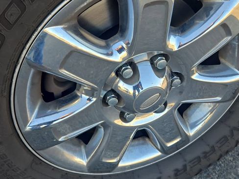 Used 2013 Ford F150 XLT w/ XLT Chrome Pkg image 18