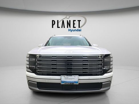Certified 2026 Hyundai Palisade Limited AWD/4WD image 5