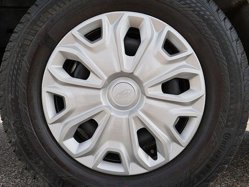 Used 2024 Ford Transit 250 Low Roof w/ Exterior Upgrade Package image 41