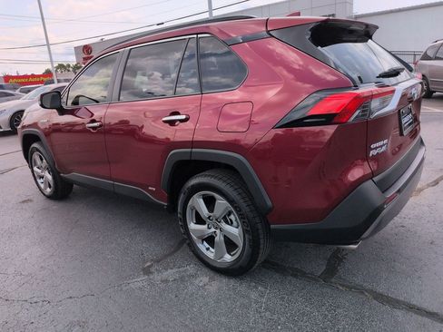 Used 2021 Toyota RAV4 Limited w/ Limited Grade Weather Package AWD/4WD image 3