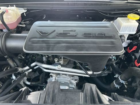 Used 2021 RAM 1500 Big Horn image 11