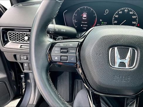 Used 2025 Honda Civic Sport image 10