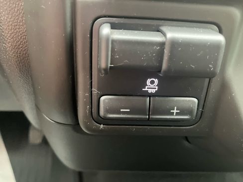 Used 2023 Chevrolet Silverado 1500 Custom RWD image 27