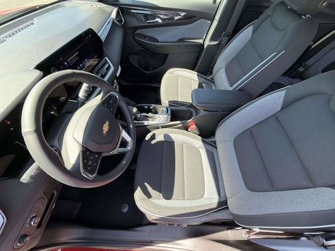 New 2026 Chevrolet TrailBlazer LT w/ Convenience Package FWD image 3