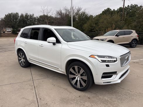 Used 2023 Volvo XC90 B6 Ultimate w/ Protection Package Premier image 3