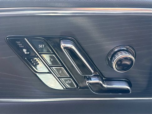 Used 2024 Cadillac Lyriq Sport AWD/4WD image 41