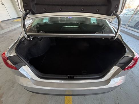 Used 2025 Toyota Camry LE image 30