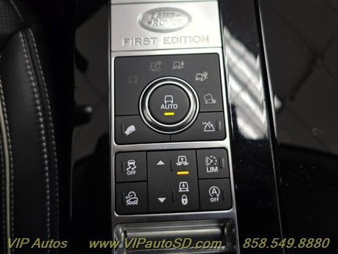 Used 2017 Land Rover Discovery First Edition image 42