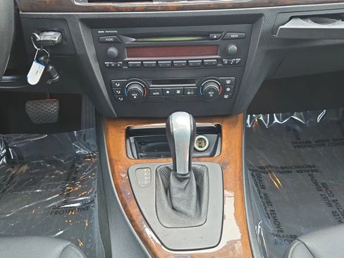Used 2006 BMW 325i Sedan RWD image 18