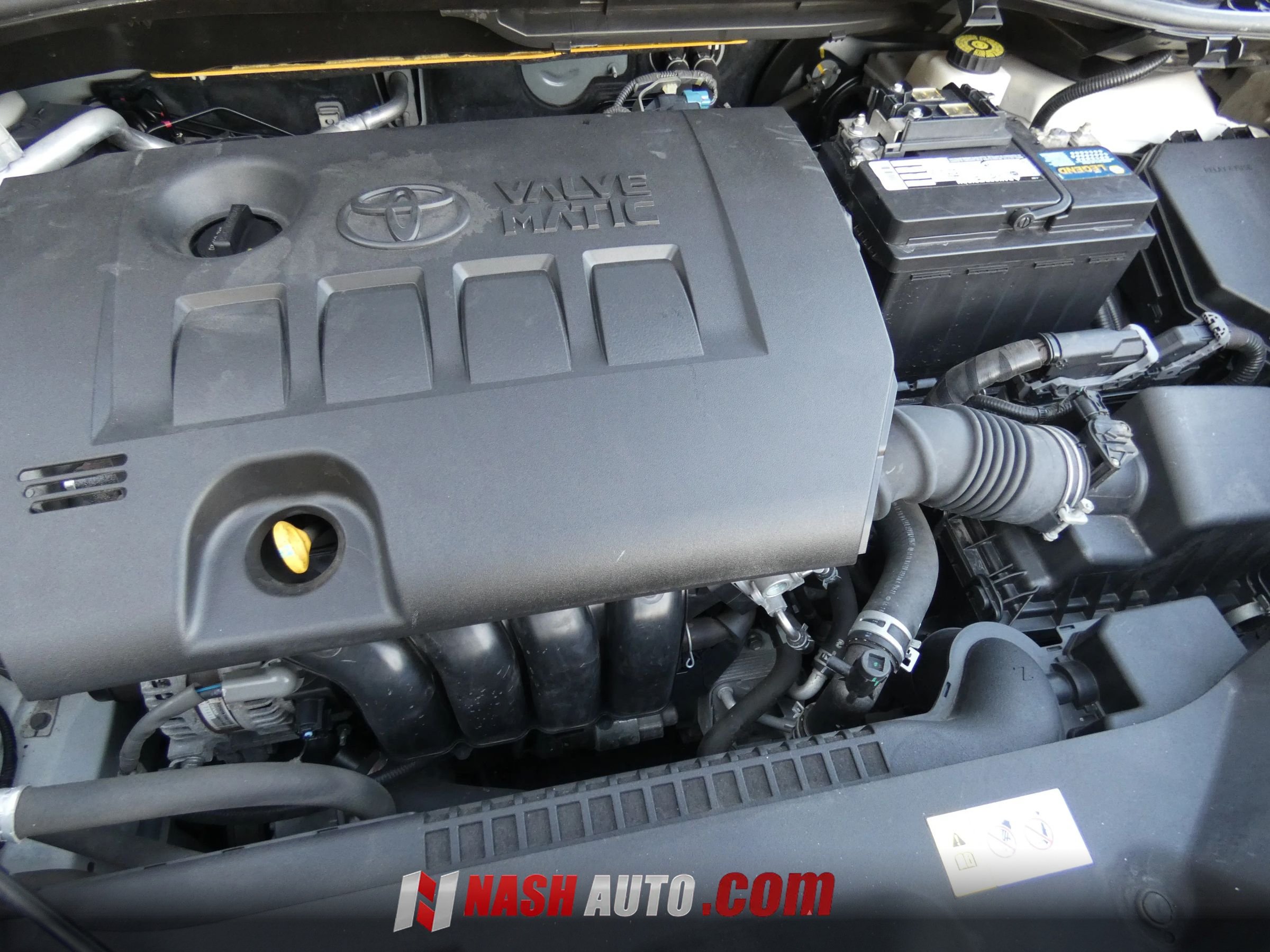 Used 2019 Toyota C-HR LE FWD image 53