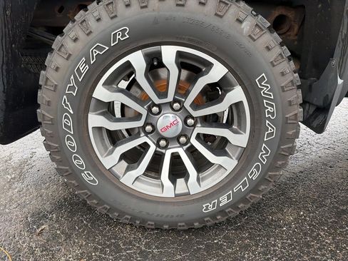 Used 2017 GMC Sierra 1500 SLT image 30