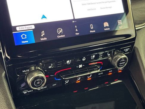 Certified 2023 Jeep Grand Cherokee Overland w/ Advanced Protech Group III AWD/4WD image 22