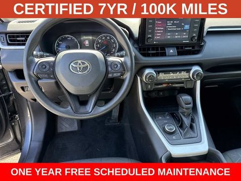 Used 2021 Toyota RAV4 XLE AWD/4WD image 17