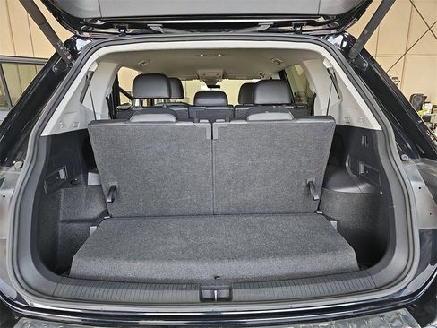 Used 2024 Volkswagen Tiguan Wolfsburg Edition image 12