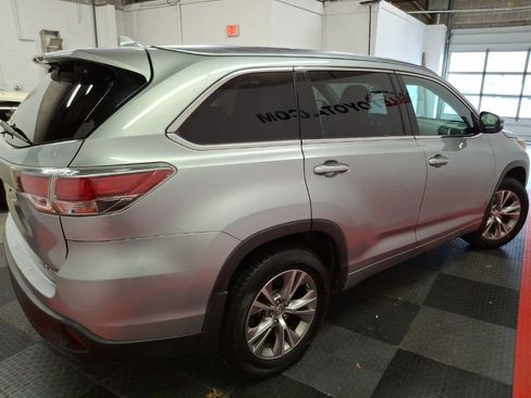 Used 2015 Toyota Highlander XLE image 10