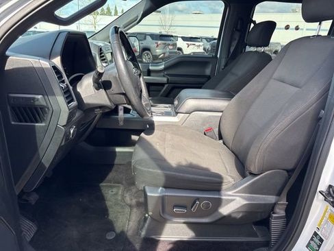 Used 2017 Ford F150 XLT w/ Equipment Group 302A Luxury image 29