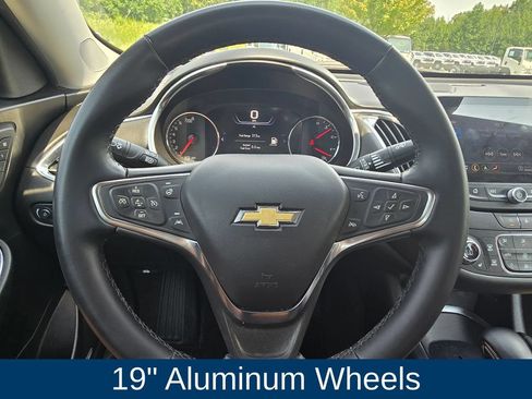Used 2024 Chevrolet Malibu LT FWD image 23