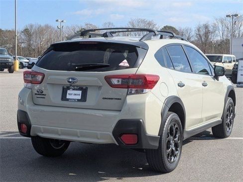 Used 2023 Subaru Crosstrek 2.0i Premium w/ Special Edition image 3
