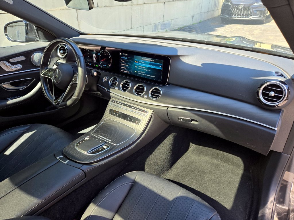 Used 2023 Mercedes-Benz E 450 4MATIC Sedan image 22