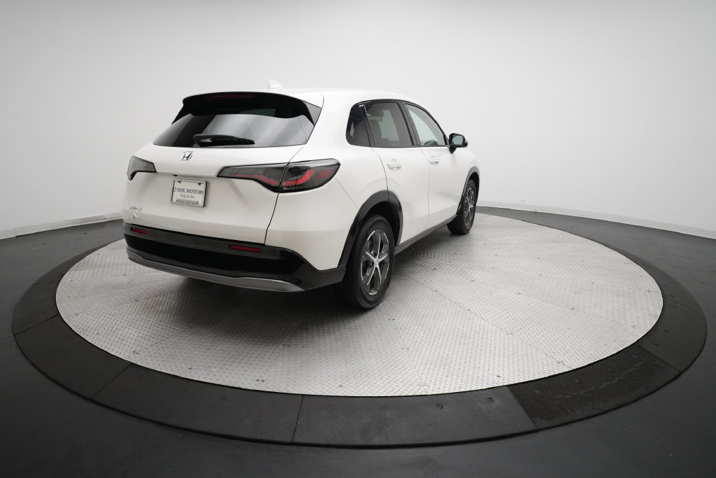 Used 2025 Honda HR-V EX-L image 13