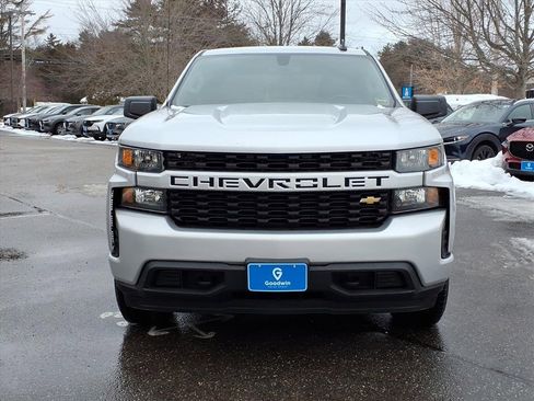 Used 2022 Chevrolet Silverado 1500 Custom image 2