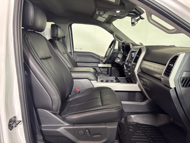 Certified 2020 Ford F350 Lariat AWD/4WD image 4