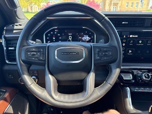 Used 2024 GMC Sierra 1500 Denali Ultimate AWD/4WD image 16