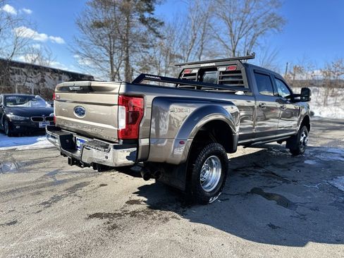 Used 2019 Ford F350 Lariat image 6