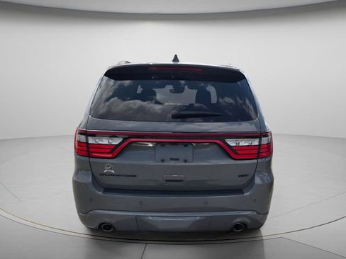 Used 2024 Dodge Durango GT RWD image 5