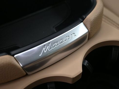 New 2026 Porsche Macan AWD/4WD image 18