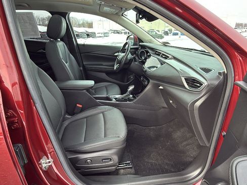 Used 2022 Buick Encore GX Essence w/ Experience Buick Package image 17
