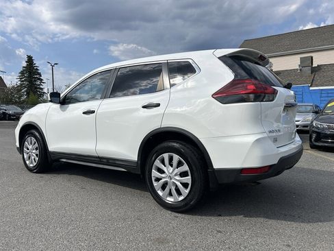Used 2018 Nissan Rogue S AWD/4WD image 4