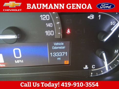 Used 2017 Cadillac XT5 Luxury w/ Driver Awareness Package AWD/4WD image 26