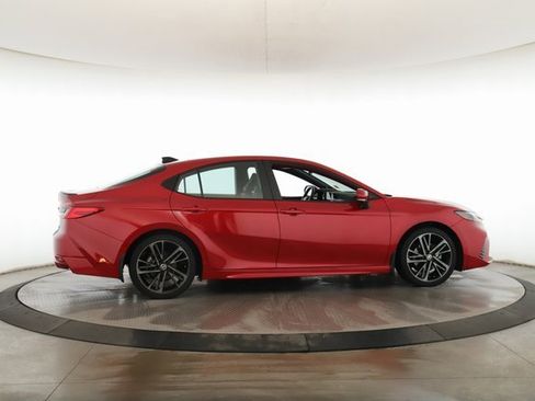 Used 2025 Toyota Camry XSE image 6