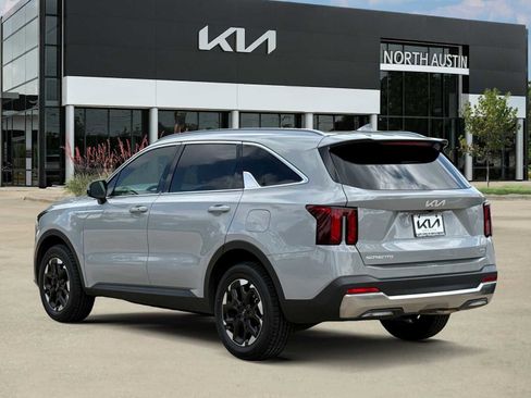 Certified 2024 Kia Sorento S w/ Panoramic Sunroof Package AWD/4WD image 6
