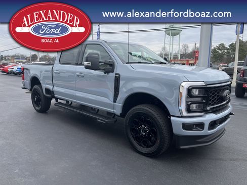 New 2026 Ford F350 Lariat w/ Black Appearance Package image 3