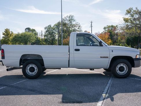 Used 1997 Dodge Ram 2500 Truck 2WD Regular Cab image 9