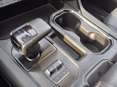 Used 2023 GMC Sierra 1500 AT4 w/ AT4 Preferred Package image 28