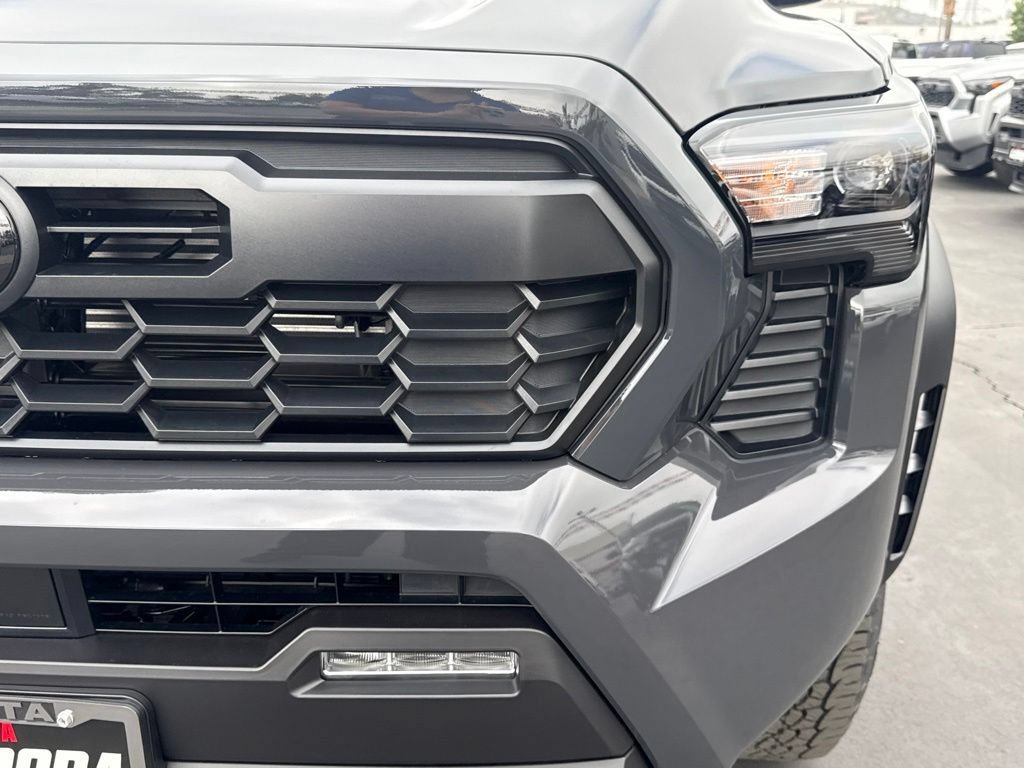 New 2026 Toyota Tacoma TRD Off-Road AWD/4WD image 5