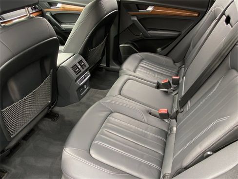 Used 2023 Audi Q5 2.0T Premium Plus image 23