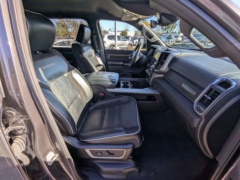 Used 2024 RAM 1500 Laramie image 10