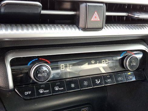 Used 2021 Kia K5 GT-Line w/ GT-Line FWD Premium Package image 16