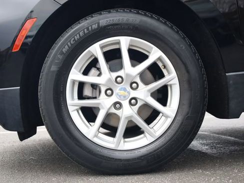 Used 2022 Chevrolet Equinox LS w/ LS Convenience Package image 8