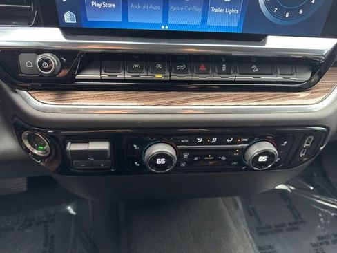 Used 2026 Chevrolet Silverado 1500 LT AWD/4WD image 19