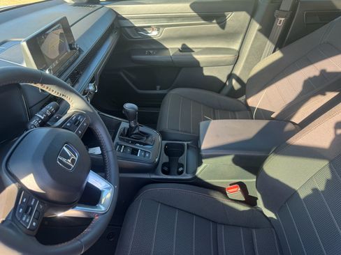 Used 2024 Honda CR-V Sport image 16