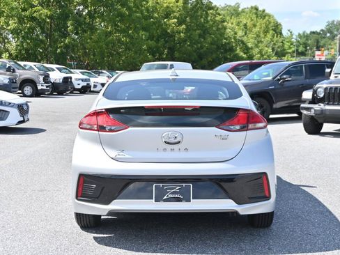 Used 2019 Hyundai Ioniq Blue FWD image 12