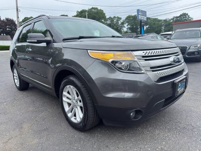 Used 2015 Ford Explorer XLT w/ Equipment Group 202A